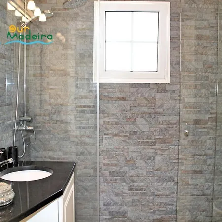 Ourmadeira - Luzia, Luxury וילה פונשל