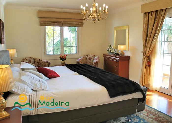 Ourmadeira - Luzia * Funchal