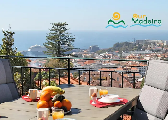 Ourmadeira - Luzia * Funchal